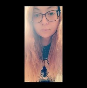 Meet your Posher, Christian